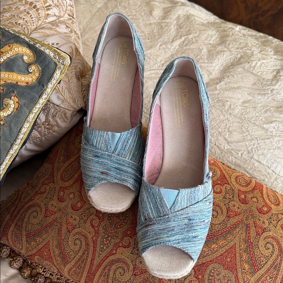 TOMS Women's Teal Espadrille Peep-Toe Shoes 9 1/2 - Picture 2 of 16